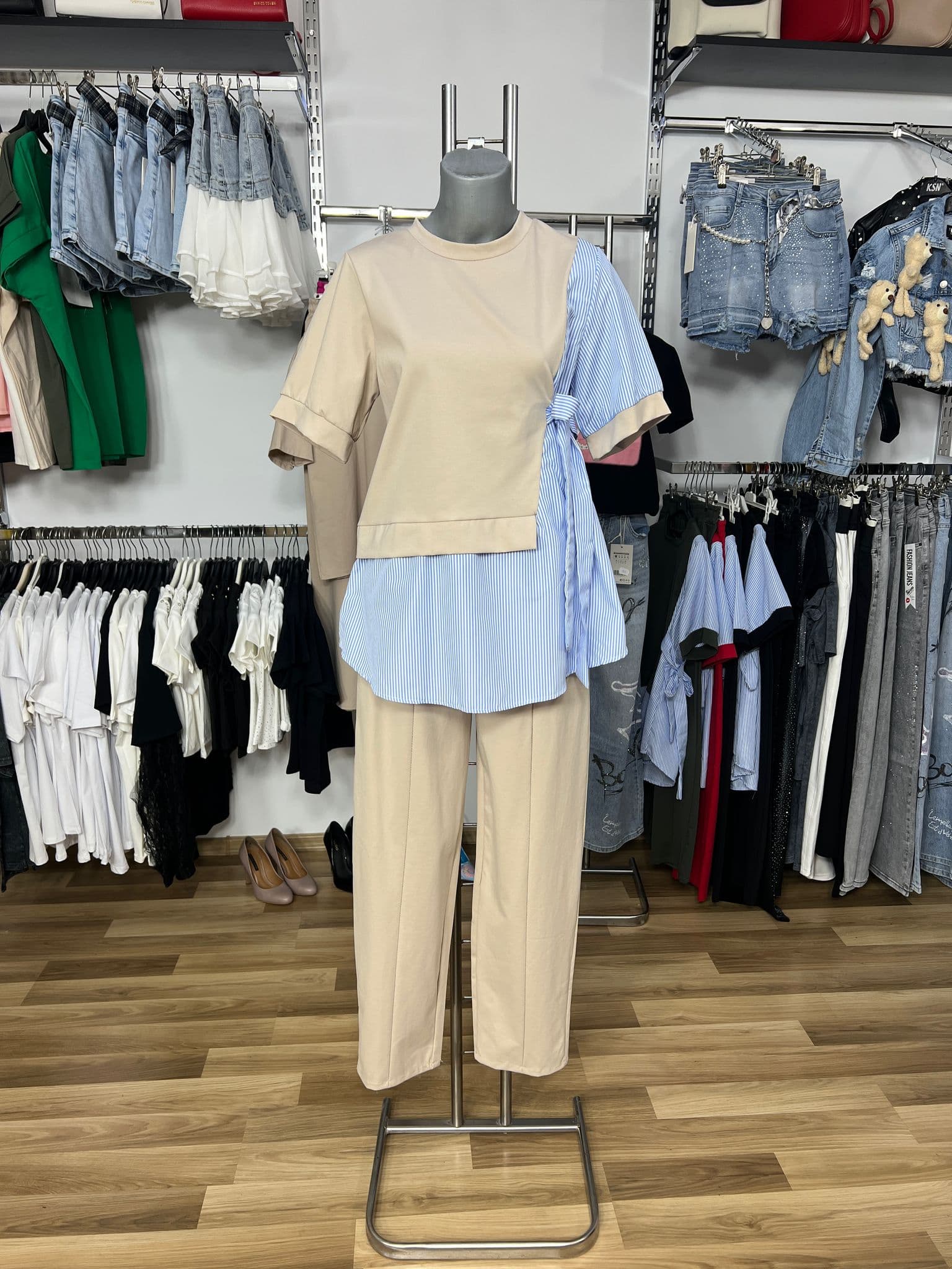  Set casual cu design asimetric – bej & albastru   - current